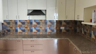 Kitchen Image of 1350 Sq.ft 3 BHK Apartment / Flat for rent in Eros Sampoornam 2, Noida Extension Greater Noida for Rs. 27000