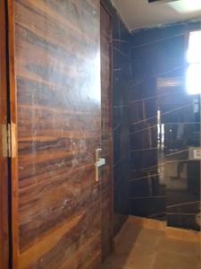Common Bathroom Image of 1500 Sq.ft 4 BHK Apartment / Flat for sale in JMD Siddhi Vinayak, Sector 73 Noida for Rs. 8500006