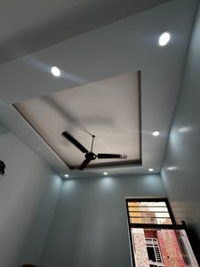 Bedroom Image of Affordable sharing and separate room available in Bhabat, Zirakpur