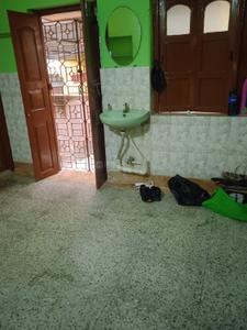 Bedroom Image of 900 Sq.ft 2 BHK Builder Floor for rent in Baghajatin Kolkata for Rs. 10000