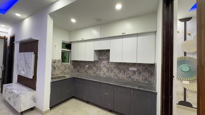 Kitchen Image of 1000 Sq.ft 2 BHK Apartment / Flat for sale in Sector 110 Noida for Rs. 4800000