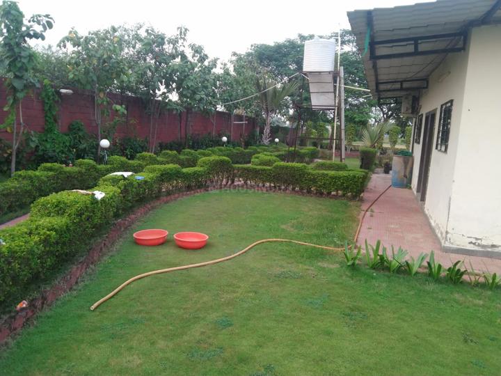 Santoshi Nagar Main Image 1