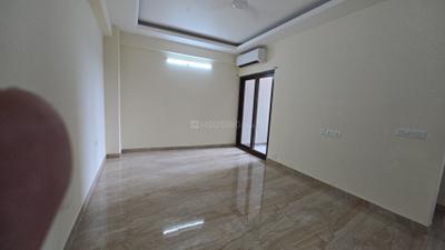 Bedroom Image of 2055 Sq.ft 4 BHK Apartment / Flat for rent in Azea Botanica, Vrindavan Yojana Lucknow for Rs. 45000