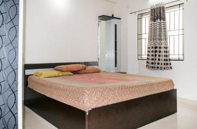 Bedroom Image of 1200 Sq.ft 2 BHK Apartment / Flat for rent in Munnekollal Bengaluru for Rs. 36000