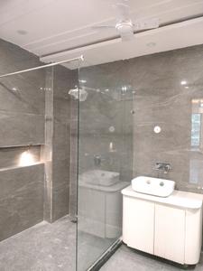 Common Bathroom Image of 3150 Sq.ft 4 BHK Builder Floor for sale in Ultra Luxury Builder Floor, Sector 85 Faridabad for Rs. 31500000