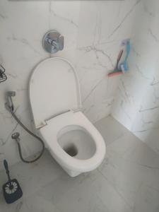 Common Bathroom Image of 1170 Sq.ft 3 BHK Apartment / Flat for sale in Hiranandani Highland A B C D And E Wing, Powai Mumbai for Rs. 41800000