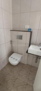 Bathroom Image of 950 Sq.ft 3 BHK Apartment / Flat for rent in Godrej Green Cove, Mahalunge Pune for Rs. 33006