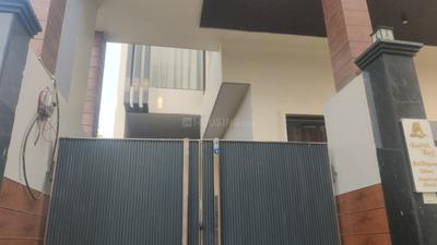 Image of 2700 Sq.ft 2 BHK Apartment / Flat for rent in Jagrati Vihar, Meerut for Rs. 16000