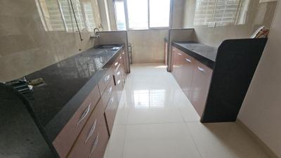 Kitchen Image of 1140 Sq.ft 2 BHK Apartment / Flat for rent in Kothrud Pune for Rs. 50000