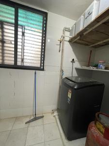 Bathroom Image of 1300 Sq.ft 2 BHK Apartment / Flat for rent in Konark Tower, Vastrapur Ahmedabad for Rs. 28000