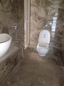 Common Bathroom Image of 1050 Sq.ft 2 BHK Apartment / Flat for sale in Neelkanth Avenue, Kharghar Navi Mumbai for Rs. 17000000