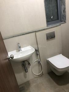 Bathroom Image of 650 Sq.ft 2 BHK Apartment / Flat for sale in Shree Naman Premier, Andheri East Mumbai for Rs. 18500000