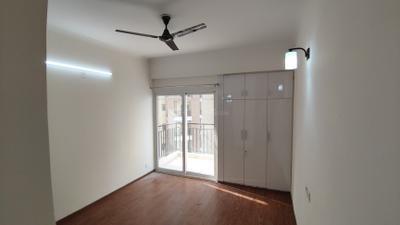 Bedroom Image of 1050 Sq.ft 2.5 BHK Apartment / Flat for sale in Amrapali Verona Heights, Noida Extension Greater Noida for Rs. 8800000