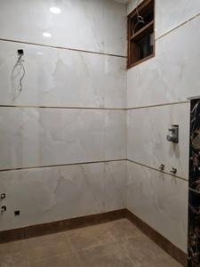 Common Bathroom Image of 880 Sq.ft 3 BHK Apartment / Flat for sale in Sector 1 Dwarka New Delhi for Rs. 7500000