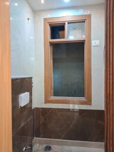 Common Bathroom Image of 750 Sq.ft 2 BHK Builder Floor for rent in Dwarka Mor New Delhi for Rs. 21000