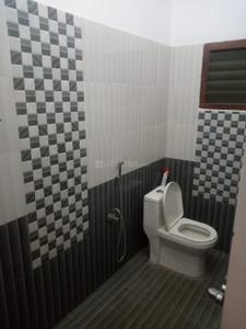 Bathroom Image of 2400 Sq.ft 3 BHK Villa for rent in TSR Nagar Tiruvannamalai for Rs. 35000