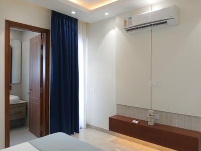 Bedroom Image of 2950 Sq.ft 3 BHK Builder Floor for sale in BPTP Amstoria , Sector 102 Gurgaon for Rs. 32000000
