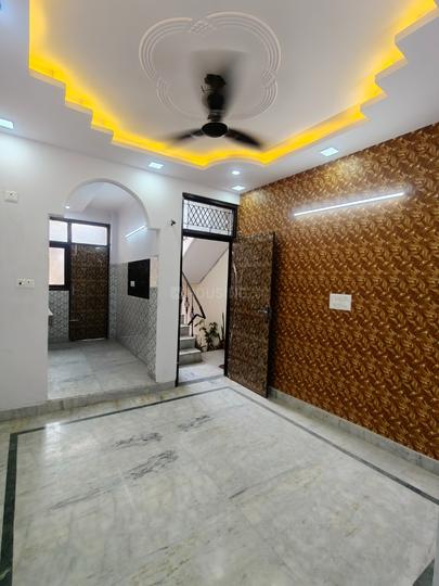 Govindpuri Main Image 1