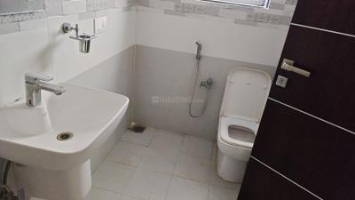Image of 2500 Sq.ft 3 BHK Apartment / Flat for rent in Madhapur, Hyderabad for Rs. 78000