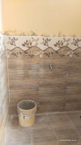 Bathroom Image of 500 Sq.ft 1.5 BHK Apartment / Flat for rent in Om Shanti Green, Rajghat Colony Jhansi for Rs. 7000