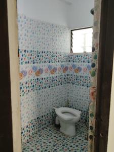 Bathroom Image of 1850 Sq.ft 4.5 BHK Penthouse for sale in Waghodia Road Vadodara for Rs. 5500000