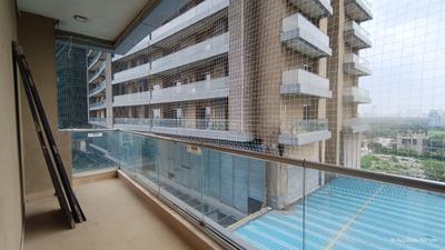 Balcony Image of 3500 Sq.ft 5 BHK Apartment / Flat for rent in Supertech Supernova, Sector 94 Noida for Rs. 130000