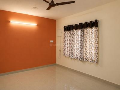 Bedroom Image of 900 Sq.ft 2 BHK Apartment / Flat for rent in Chinna Chokkikulam Madurai for Rs. 17000