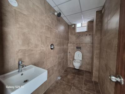 Bathroom Image of 1620 Sq.ft 3 BHK Apartment / Flat for rent in Argora Ranchi for Rs. 26000