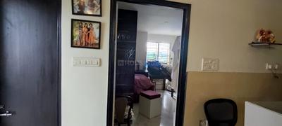 Bedroom Image of 1950 Sq.ft 3 BHK Apartment / Flat for sale in Jadavpur Kolkata for Rs. 15500000