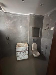 Bathroom Image of 1270 Sq.ft 3 BHK Apartment / Flat for sale in Dera Mandi New Delhi for Rs. 7800000