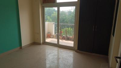 Bedroom Image of 1835 Sq.ft 3 BHK Apartment / Flat for sale in Amrapali Silicon City, Sector 76 Noida for Rs. 19800000