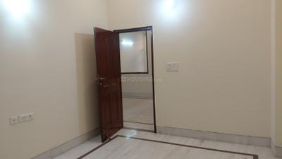 Bedroom Image of 2800 Sq.ft 3 BHK Builder Floor for rent in Sector 46 Noida for Rs. 41000