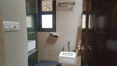 Image of 1800 Sq.ft 2 BHK Builder Floor for rent in Chittaranjan Park, New Delhi for Rs. 75000