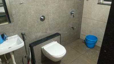 Bathroom Image of 600 Sq.ft 1 BHK Apartment / Flat for rent in Nehru Nagar Belagavi for Rs. 17000