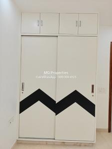 Bedroom Image of 820 Sq.ft 3 BHK Builder Floor for sale in Shalimar Bagh New Delhi for Rs. 18200000