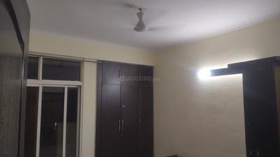 Bedroom Image of 1350 Sq.ft 3 BHK Apartment / Flat for rent in Paramount Symphony, Crossings Republik Ghaziabad for Rs. 23000