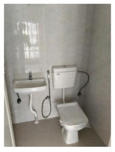 Bathroom Image of 790 Sq.ft 2 BHK Apartment / Flat for sale in Solaris Shalimar, Shalimar Howrah for Rs. 5000000