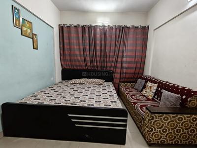 Bedroom Image of 600 Sq.ft 1 BHK Apartment / Flat for rent in Magarpatta Heliconia, Hadapsar Pune for Rs. 29000