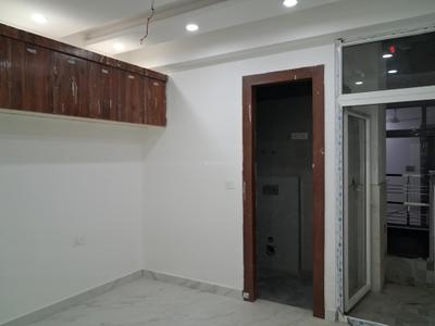 Bedroom Image of 1000 Sq.ft 2 BHK Apartment / Flat for sale in Capital Metro Height, Sector 72 Noida for Rs. 4250000