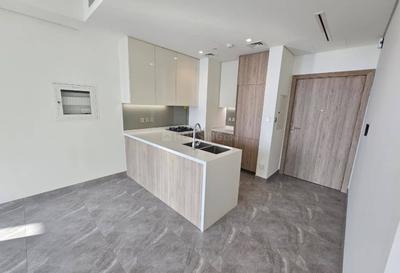 Image of 964 Sq.ft 2 BHK Apartment / Flat for rent in Business Bay, Dubai for Rs. 346667