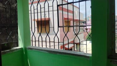Image of 900 Sq.ft 2 BHK Apartment / Flat for sale in Picnic Garden, Kolkata for Rs. 4000000