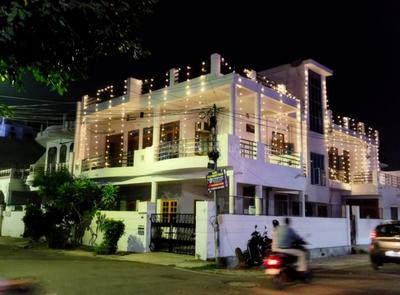 Image of 4000 Sq.ft 5 BHK Independent House for sale in Gomti Nagar, Lucknow for Rs. 42500000