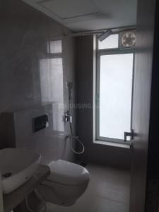 Bathroom Image of 560 Sq.ft 1 BHK Apartment / Flat for sale in Malad West Mumbai for Rs. 9500000