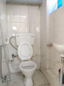 Bedroom Image of 200 Sq.ft 1 RK Builder Floor for rent in Tollygunge Kolkata for Rs. 10000