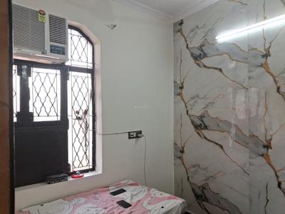 Bedroom Image of 612 Sq.ft 2 BHK Builder Floor for sale in Vishnu Garden New Delhi for Rs. 3700000