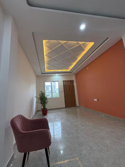 Tiwariganj, Uattardhona Main Image 1