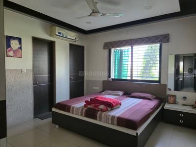 Bedroom Image of 2025 Sq.ft 3 BHK Apartment / Flat for sale in Science City Ahmedabad for Rs. 16500000