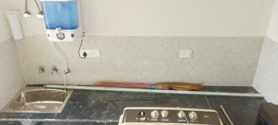 Kitchen Image of 833 Sq.ft 2 BHK Apartment / Flat for sale in Muradnagar Ghaziabad for Rs. 4500000