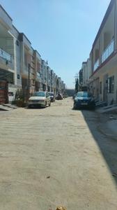 Image of 1150 Sq.ft 3 BHK Builder Floor for rent in Kalindi Vihar, Agra for Rs. 11000