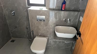 Image of 3014 Sq.ft 4 BHK Apartment / Flat for rent in Vivanta 36, New Maninagar, Ahmedabad for Rs. 30000